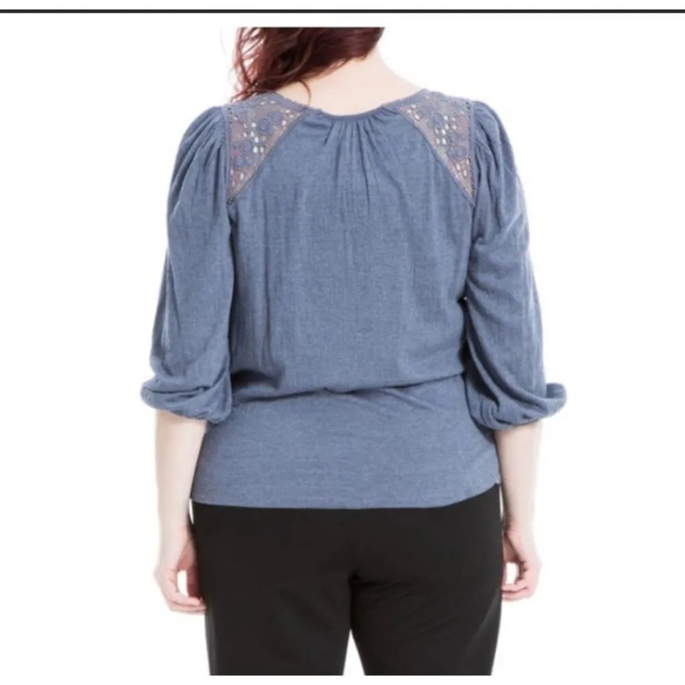 Max Studio Knot front 3/4 sleeve textured blouse size medium - Image 3