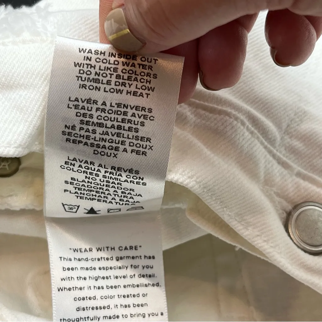 Good American Shorts‎ Good 90s Womens Size 14 / 32 White Denim Distressed NEW - Image 5