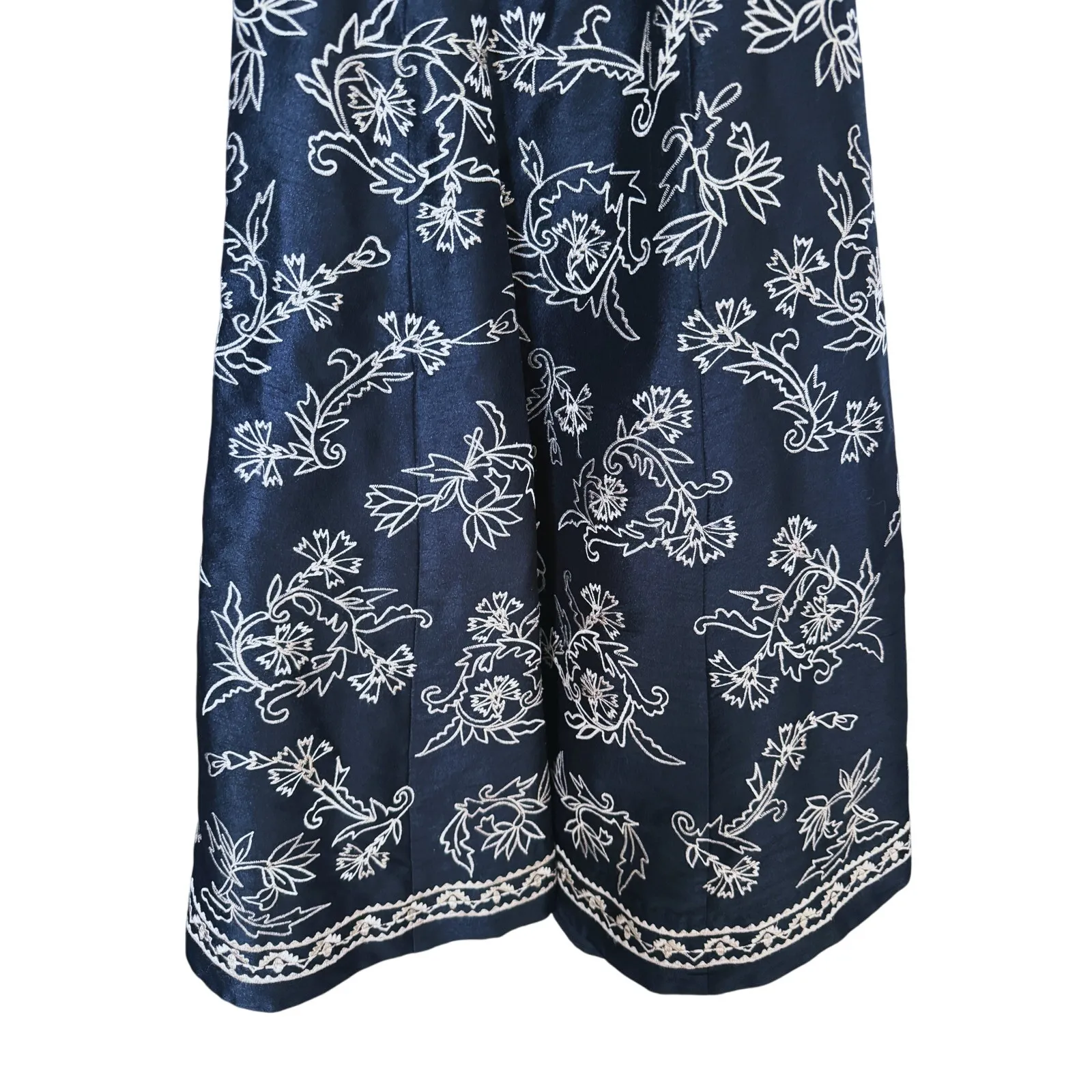 1970s Embroidered Waist Tie Sleeved Dress Size 10 Black Gold Event Cocktail - Image 9