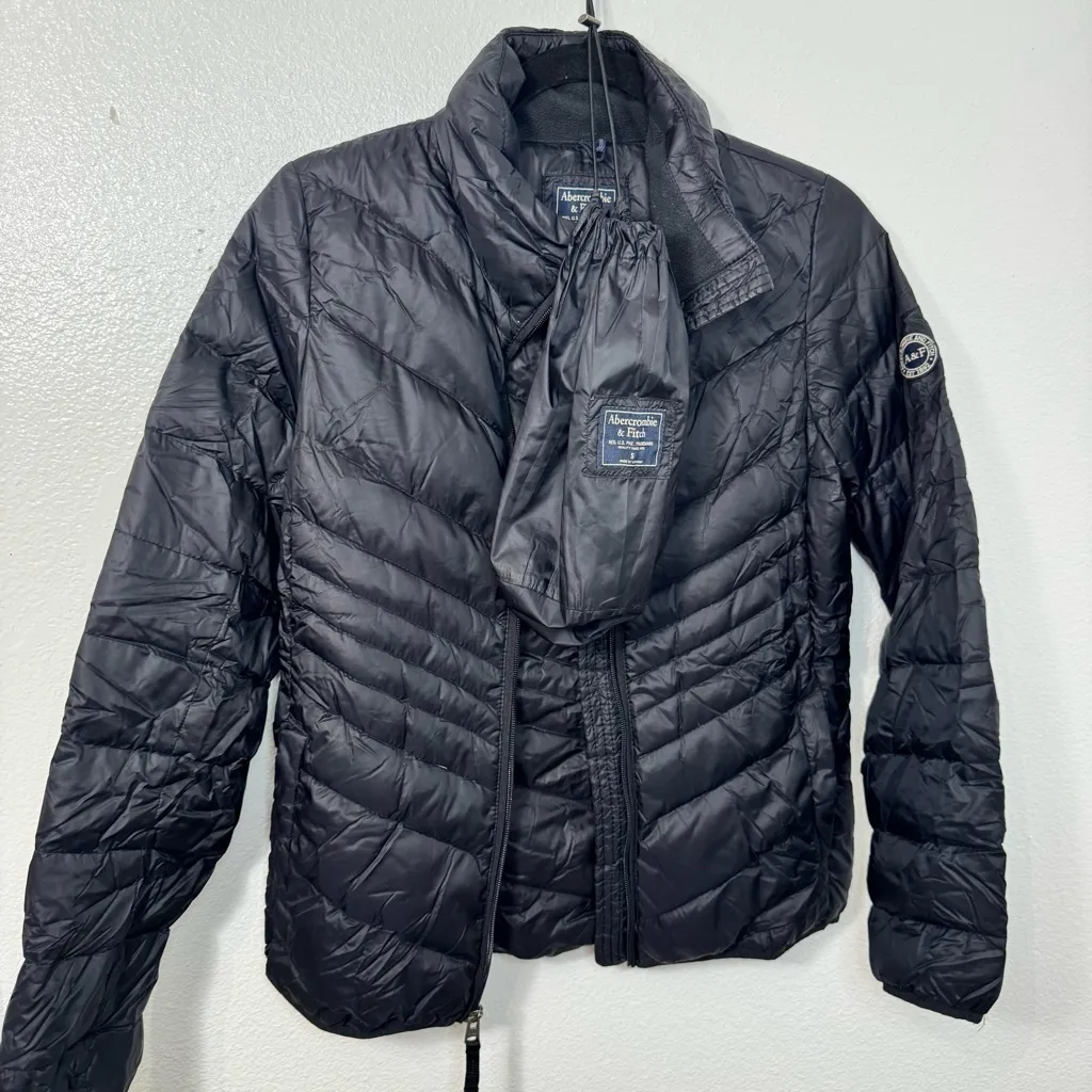 Abercrombie & Fitch Navy down packable puffer jacket - Image 11