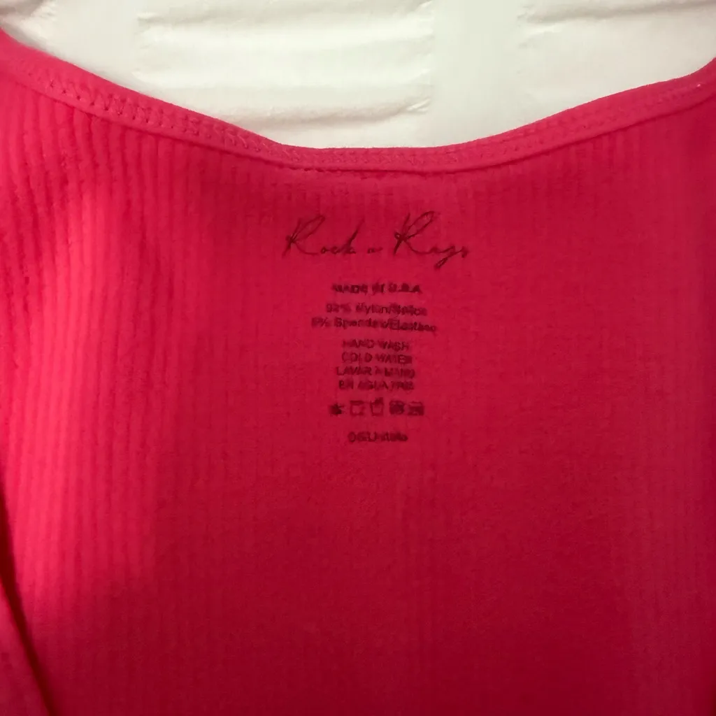 Set of 2 pink tanks! - Image 4