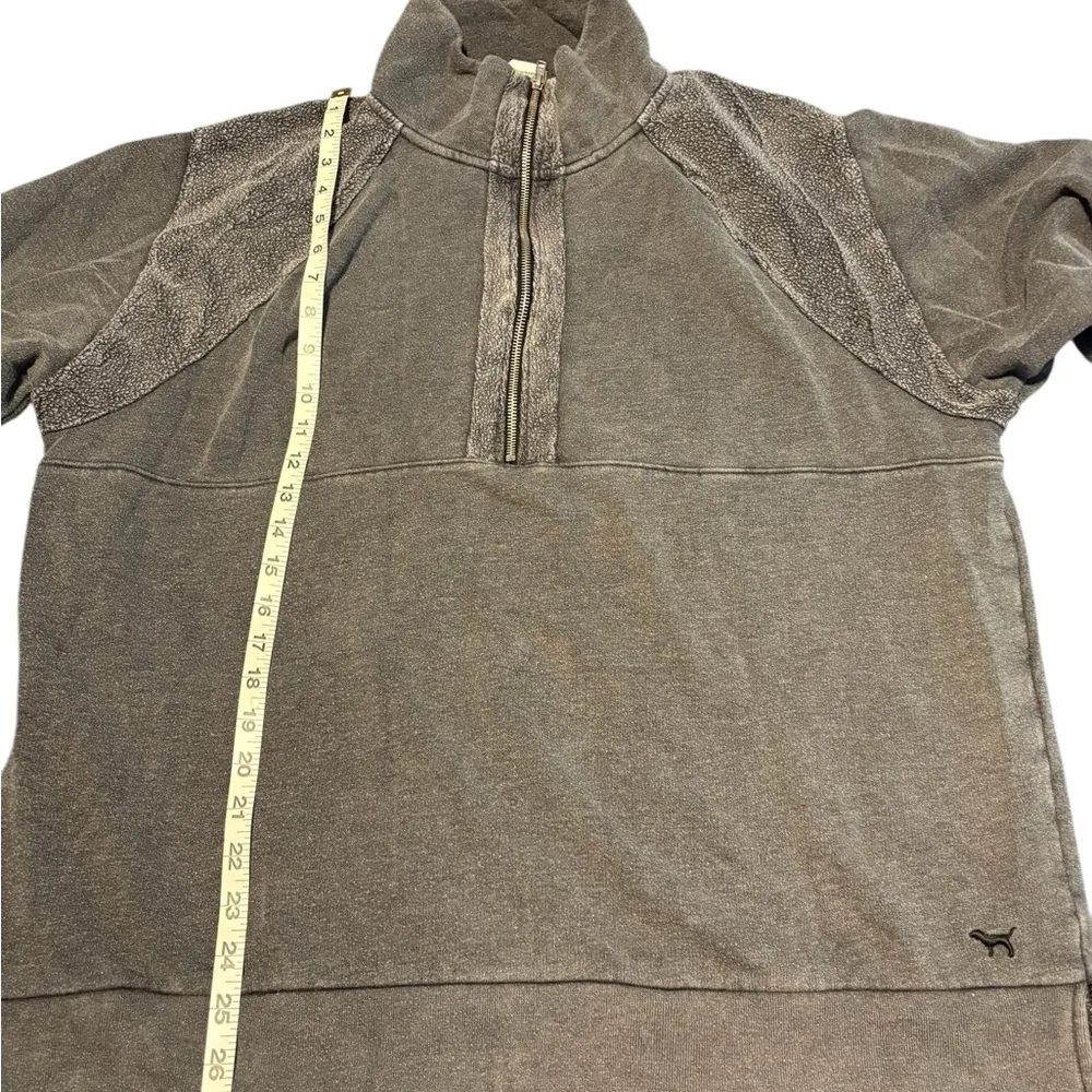 PINK Victoria's Secret Women’s Long Sleeve Fuzzy Gray Quarter-Zip Sweatshirt L - Image 6