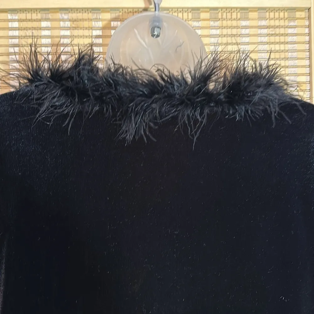 Pia Vintage 1980s Black Velvet Open Front Cardigan Faux Feather Collar XL - Image 11