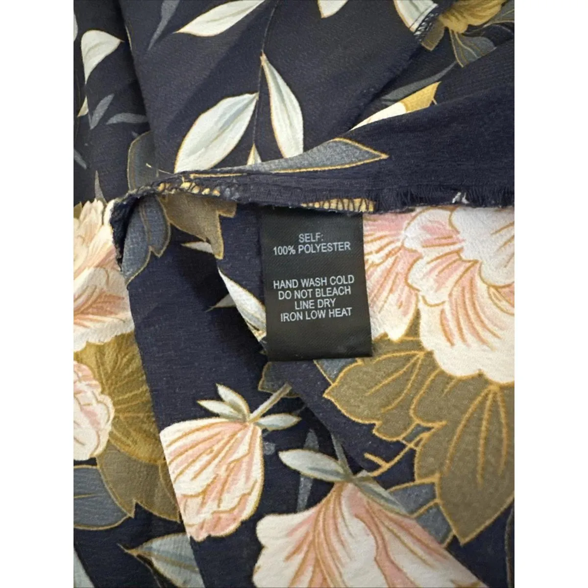 LULU’S Floral Navy Blue Stain Wrap Dress Adjustable Waist Sz Small, Love is Life - Image 9