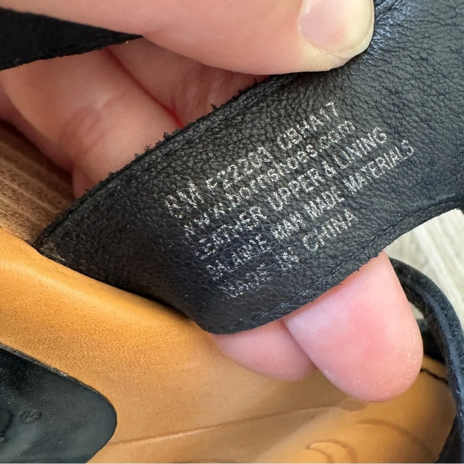 Born Black Leather Strappy Heeled Sandals Womens 8 Beachy Summer Casual Shoes - Image 4