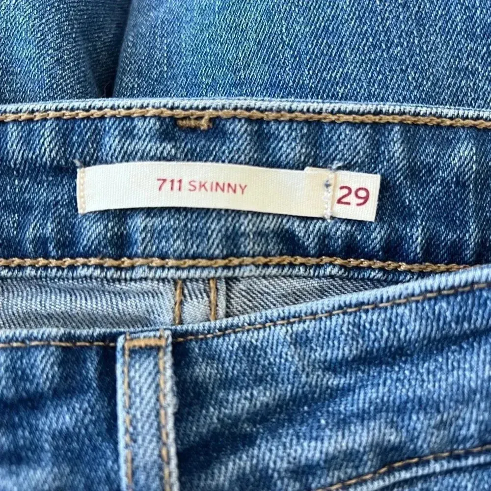 Levi’s 711 Women's‎ Cotton Skinny Distressed Patch Jeans 29 - Image 8