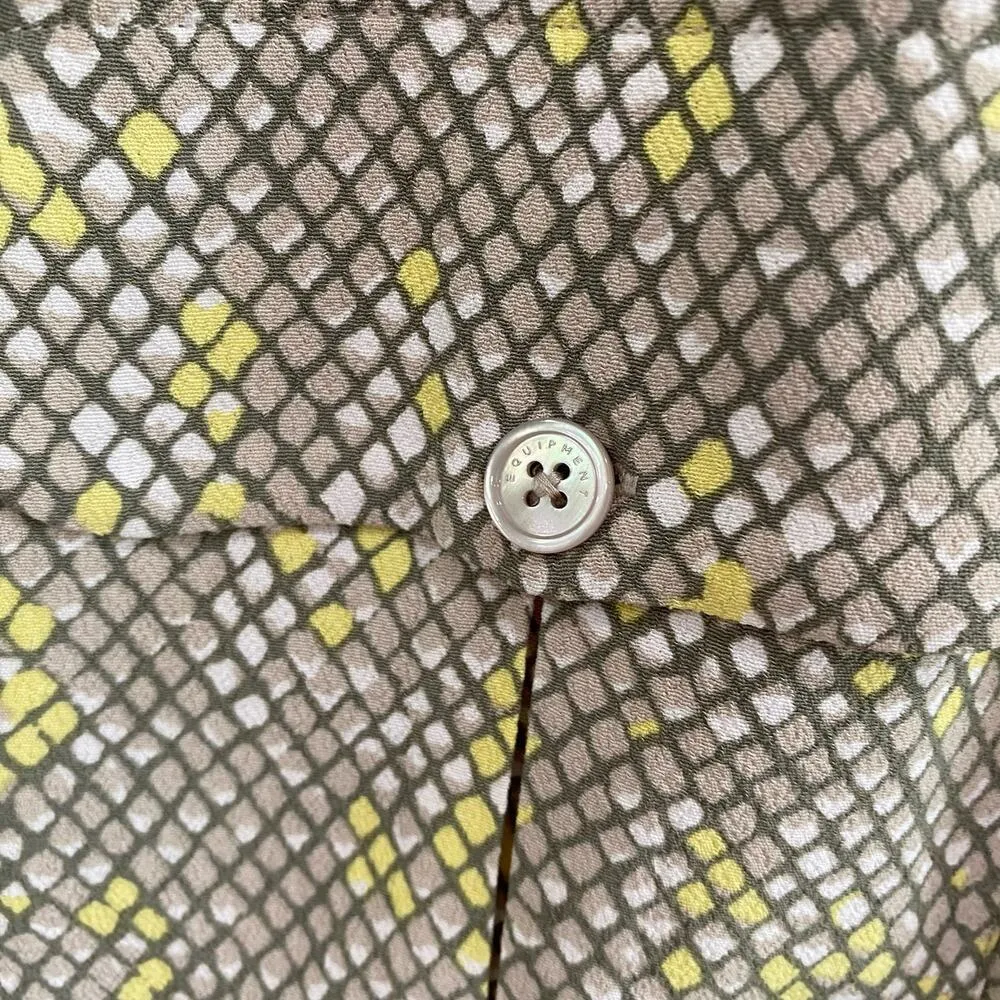 Equipment Parnella Utilitarian Snakeskin Print Blouse Sz XS - Image 6