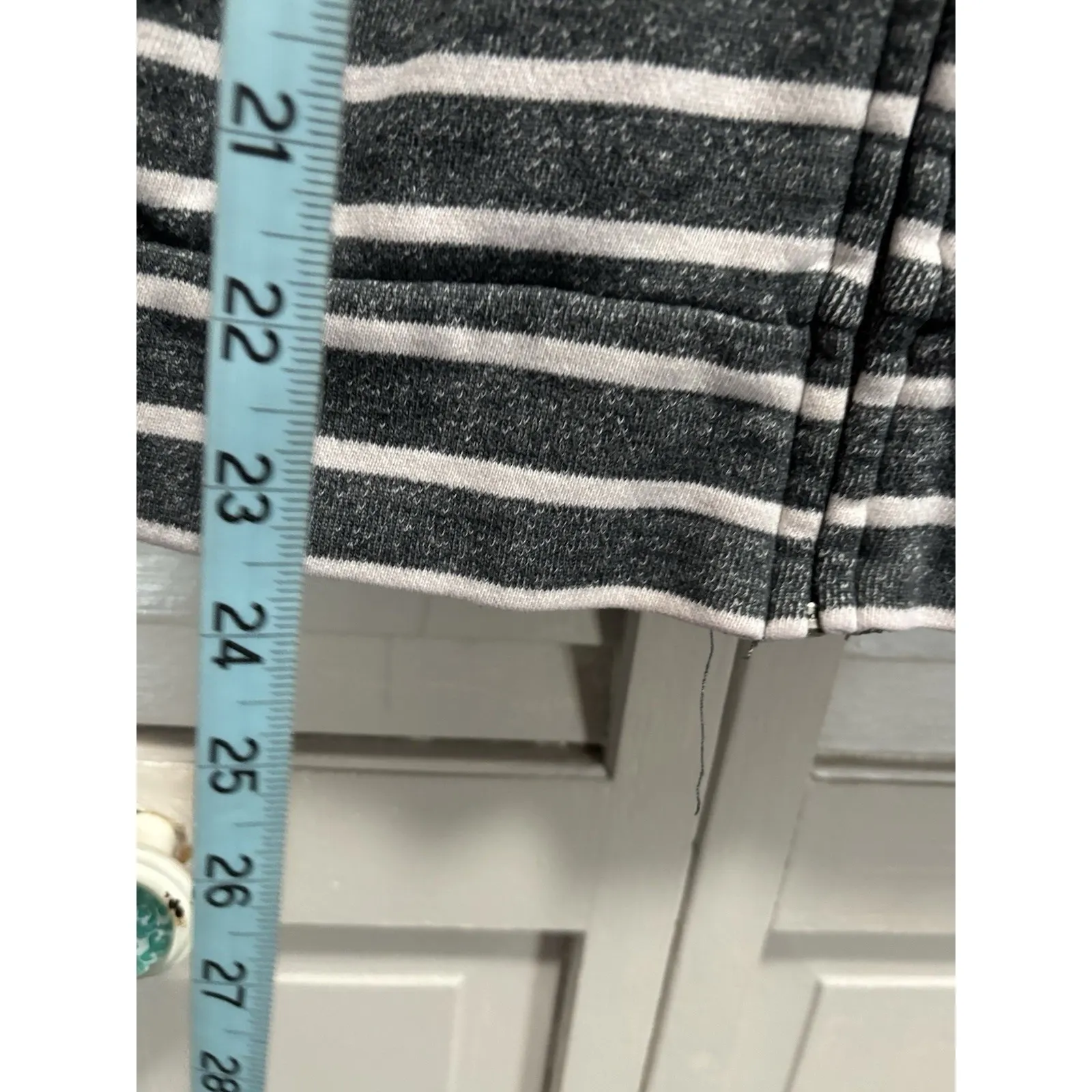 Obey Gray/White Zip Up Sweatshirt Size XS Striped Long Sleeve Embroidered‎ Logo - Image 4