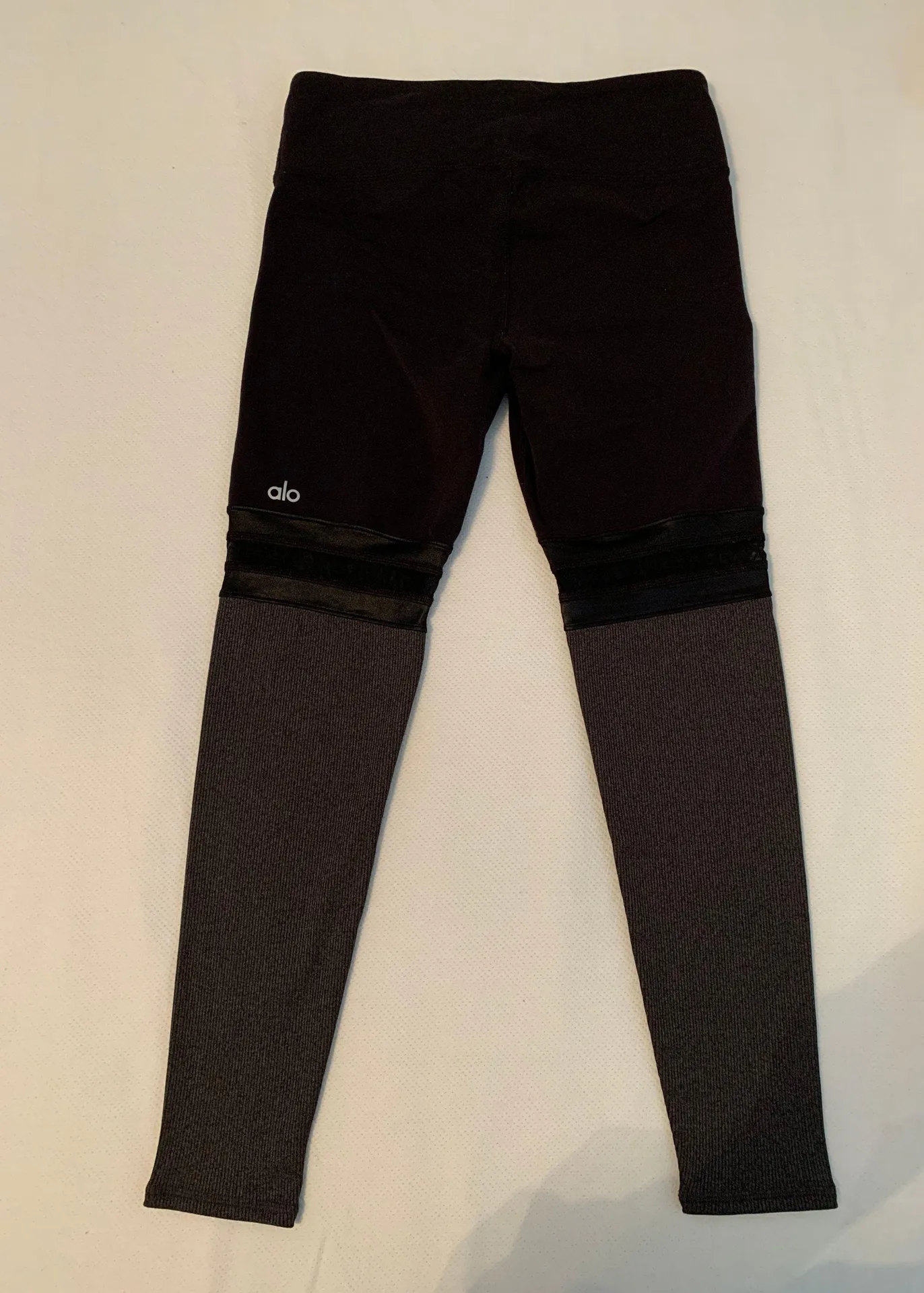 NWOT  Legging - Image 3