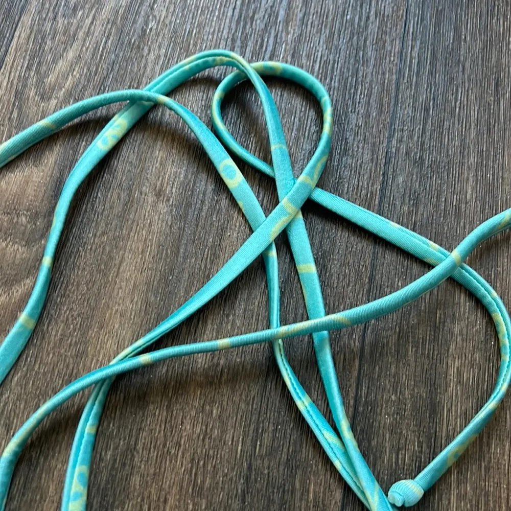 Nessy Swimwear Floral Reversibile Print Top - Image 5