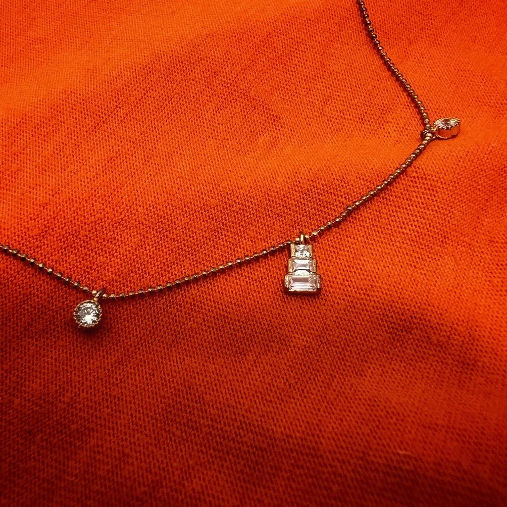 Necklace with five pendants - Image 3