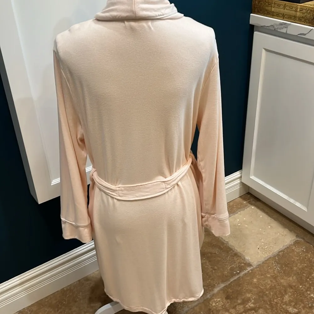 Magnolia pink soft bathrobe Size M - Image 2