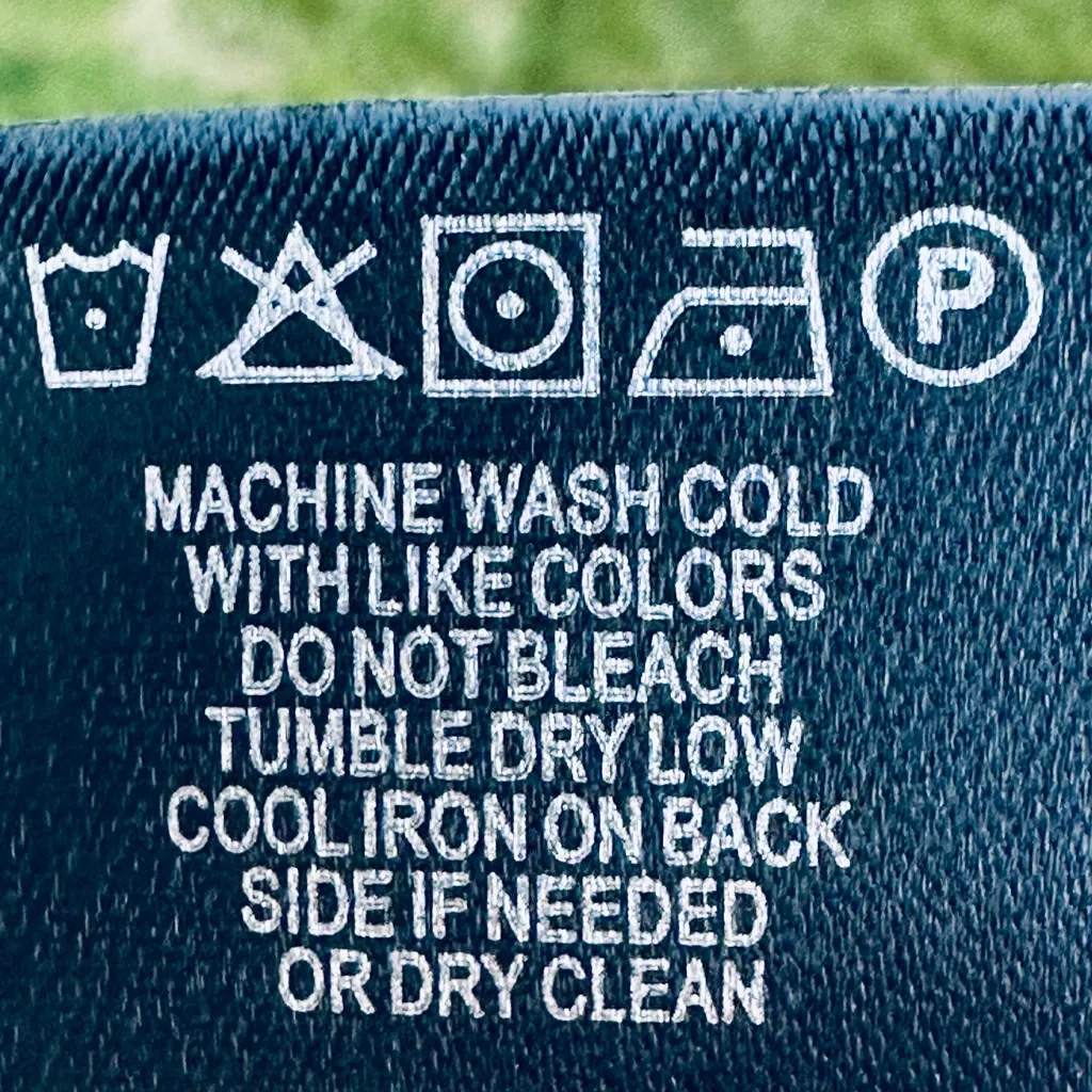 Adrianna Papell Blue & White Polka Dot 
Ruffle Short sleeve Blouse Size L - Image 16