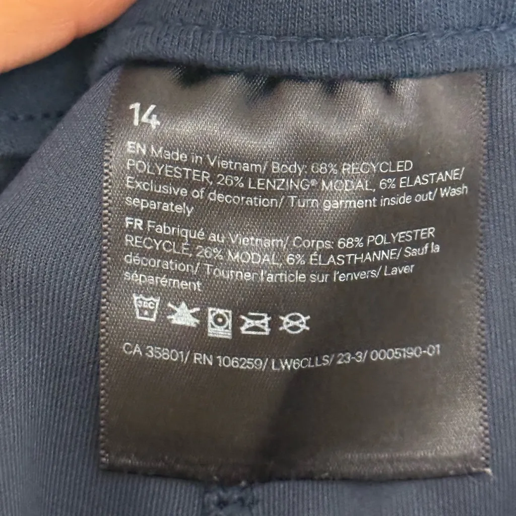 Lululemon Ribbed Softstreme Mid-Rise Wide-Leg Cropped Pant 25" True Navy size 14 - Image 11