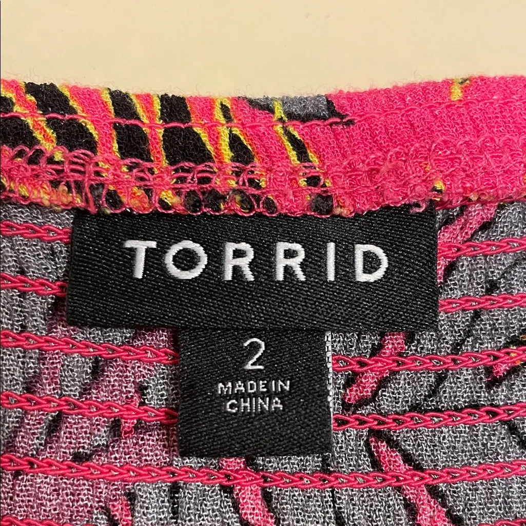 Torrid Women’s Beach Tropical Vacation Leaf Print Multicolor Smocked Tube Dress - Image 5