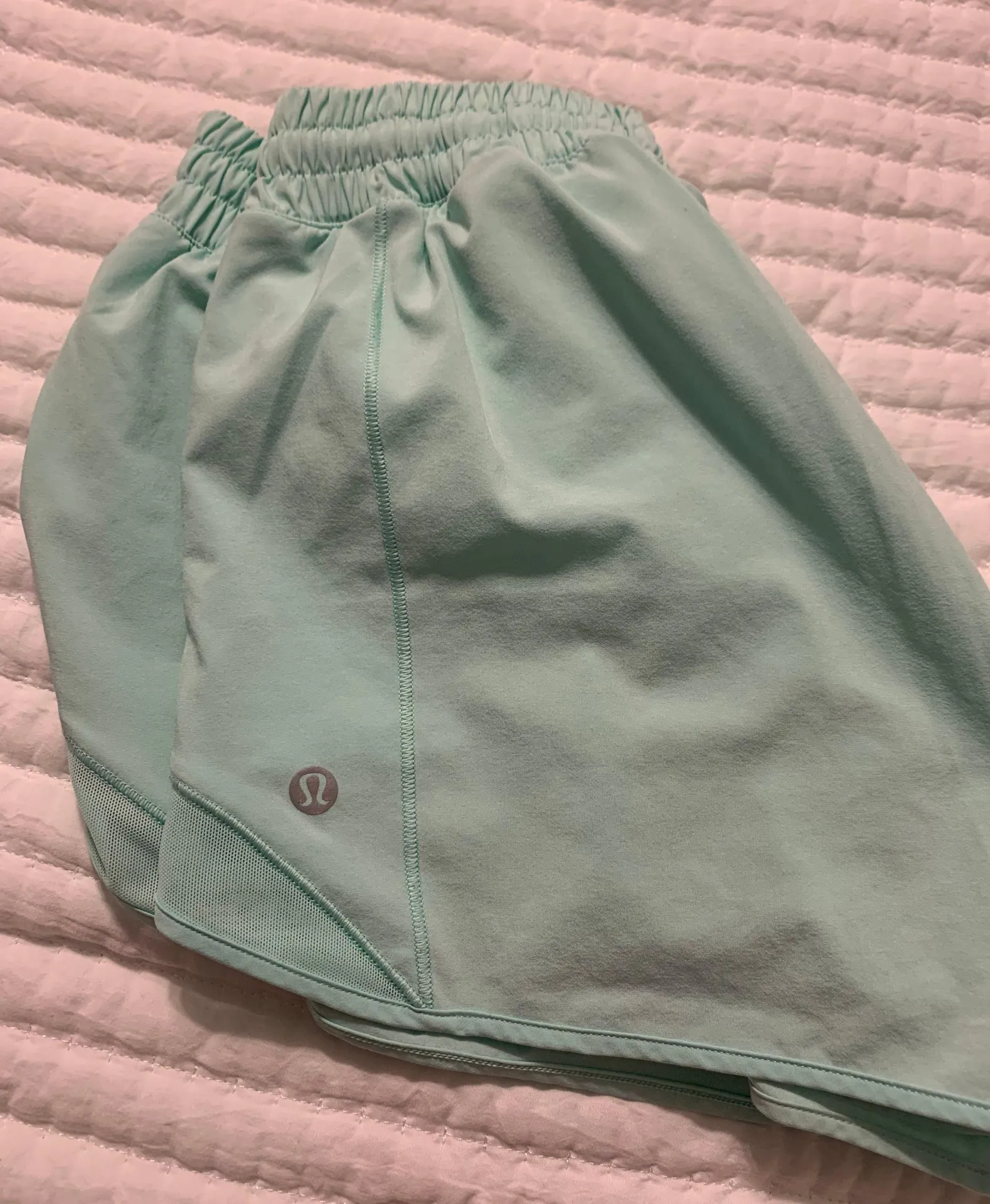 Lululemon Hottie Hot Shorts - Image 3