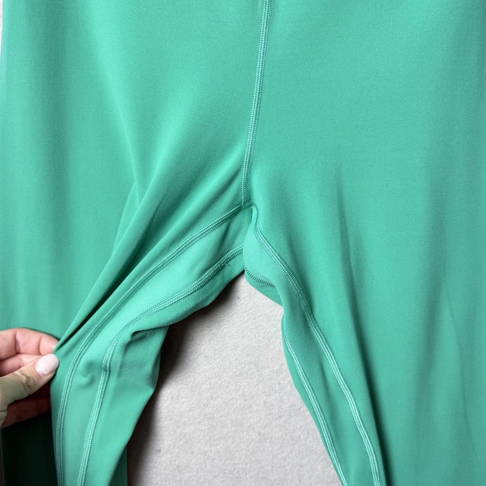 Lululemon Align High Rise 25” Maldives Green Women’s size 10 - Image 4