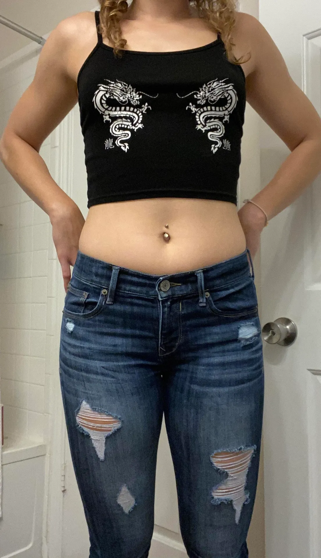 EXPRESS Mid Rise Distressed Denim Leggins - Image 3