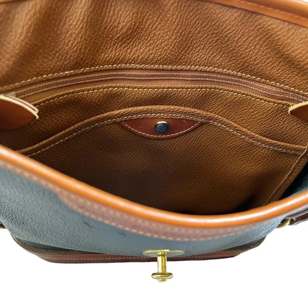 Vintage Dooney & Bourke Cavalry Spectator Black British Tan AWL P76 Shoulder Bag - Image 5