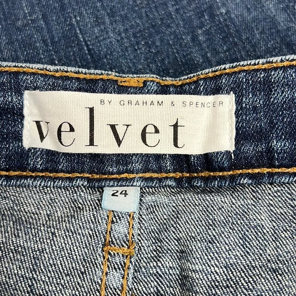 Velvet by Graham & Spencer Low Rise Boyfriend Jeans in Vintage Wash size 24 Blue - Image 3