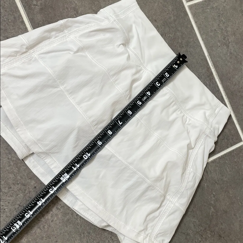 Lululemon Pace Rival Skirt (Tall) *4-way Stretch 15"
White - Image 4