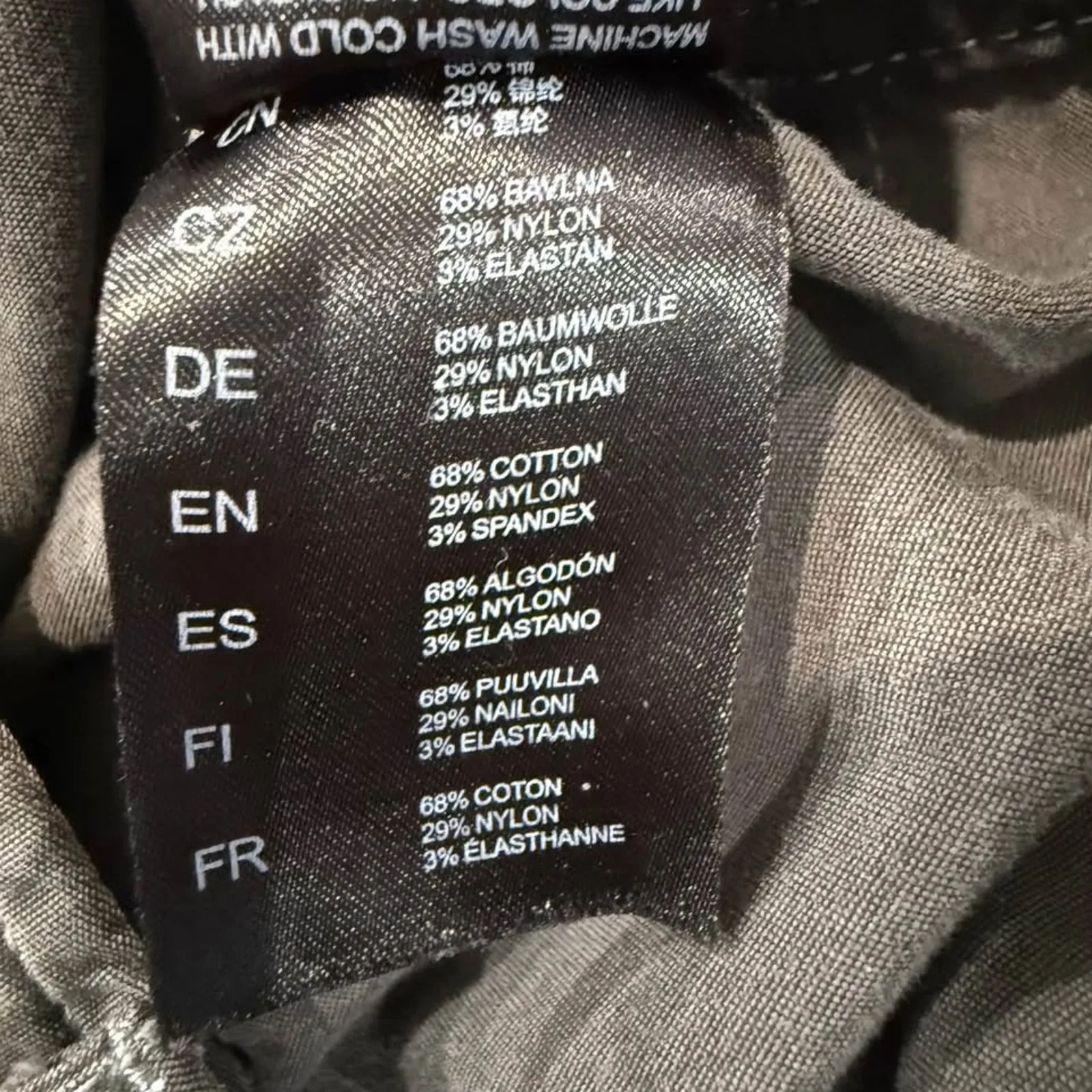 Kuhl Free Range Cargo Capri Utility Pants Womens 4 Gray Gorpcore Hiking Outdoors - Image 9