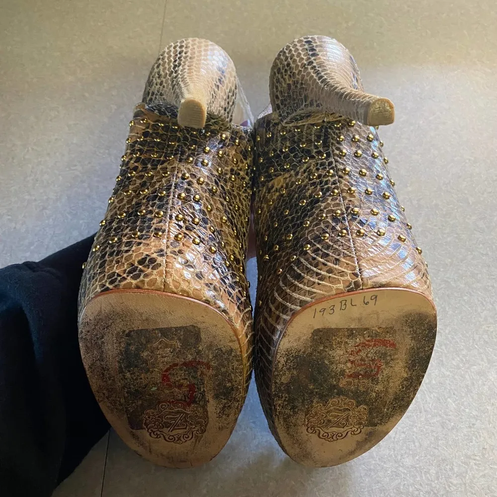 Zigi ny Urgent Snakeskin Leather Gold Studded Sling Back Prom Wedding He… Size 9 - Image 8
