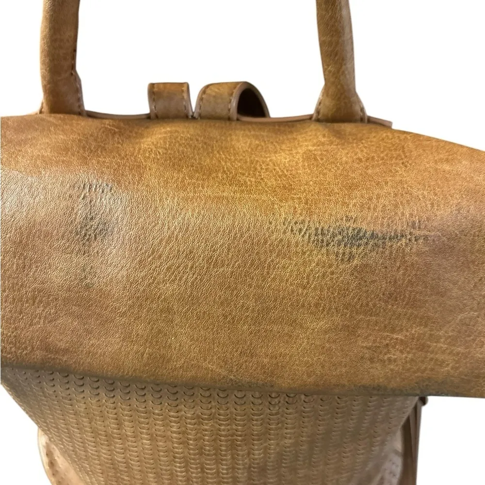 Antik Kraft Unisex‎ Camel Brown Vegan Leather Backpack - Image 11