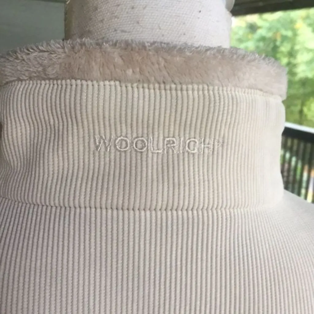 Woolrich Sherpa Fur Lined Corduroy Vest - Image 10