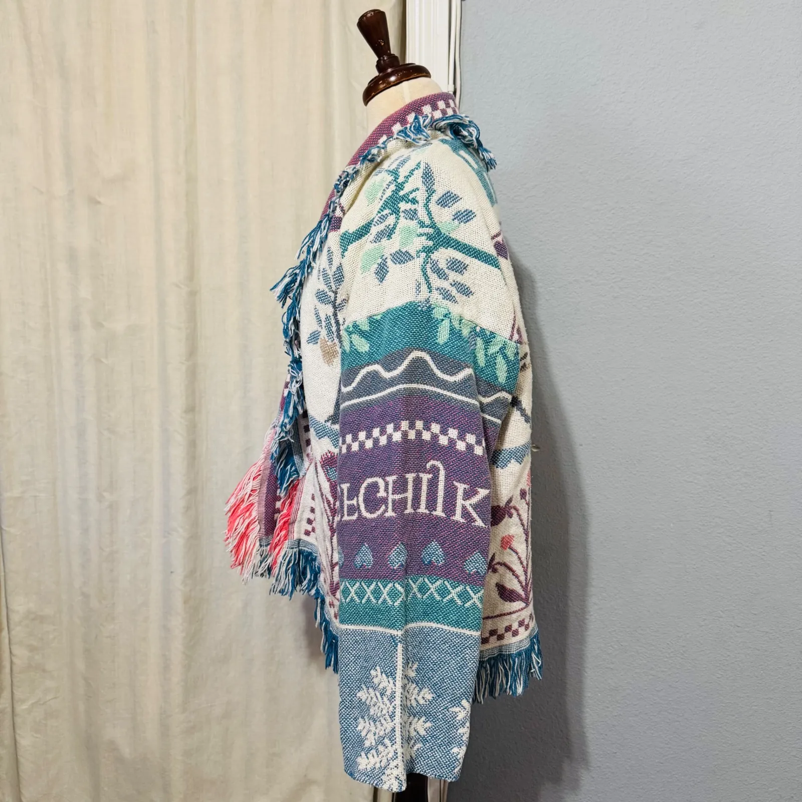 Crown Crafts Woven Tapestry Cardigan Sweater Fringe Floral Horse Carriage Cabin Blue Size undefined - Image 6