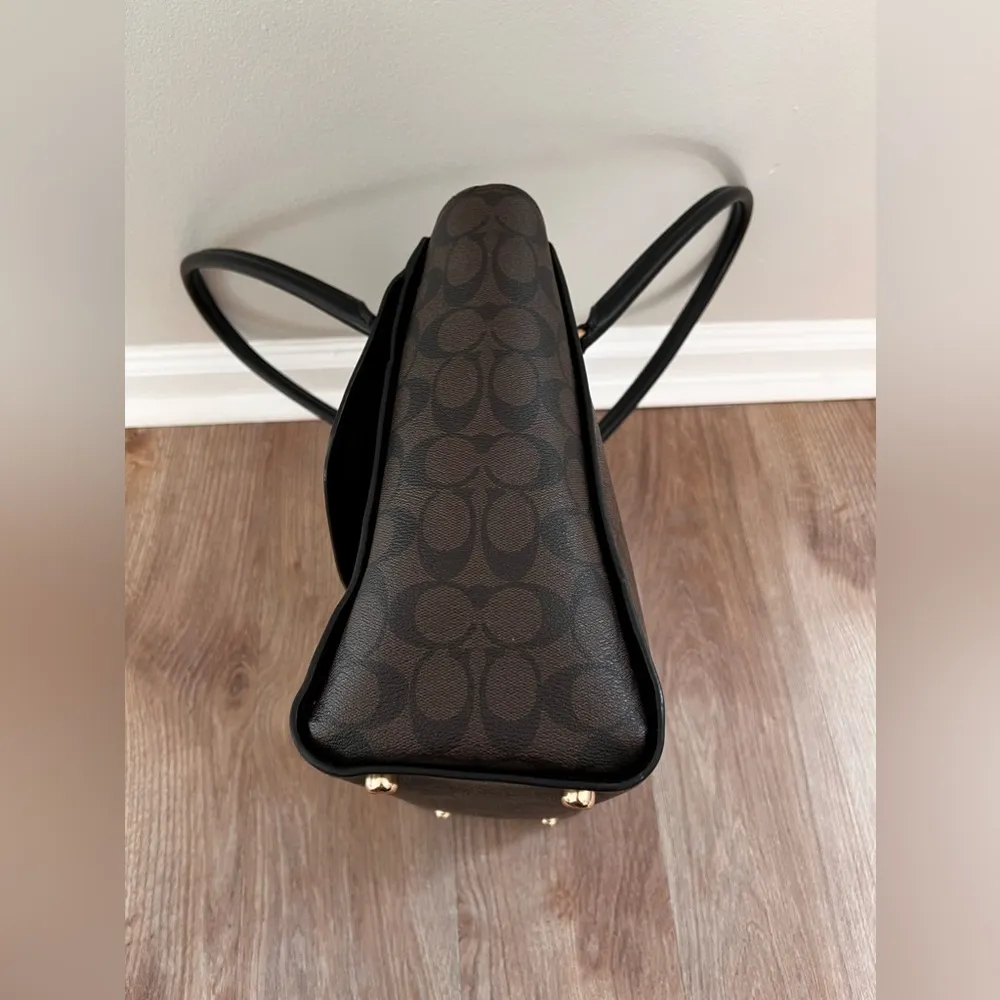 Coach Avary Tote In Signature Canvas  Handbag - Image 6