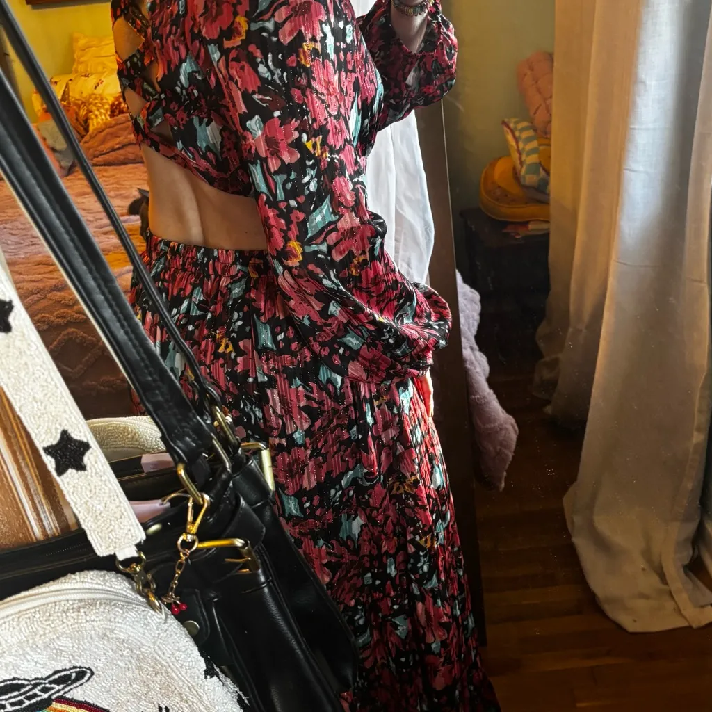 Skies Are Blue Vibrant Floral Long Sleeve Dress - Image 9