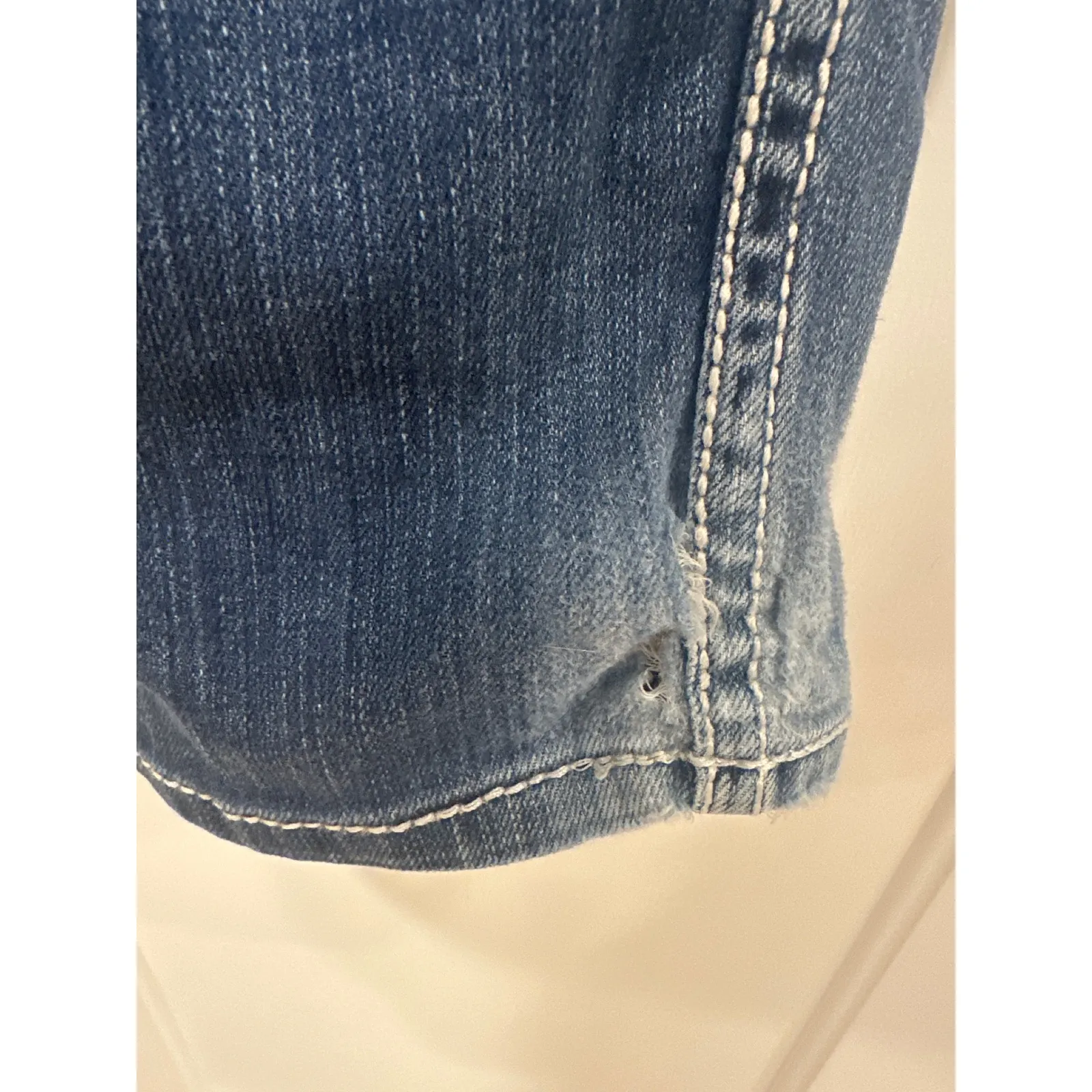 BKE Denim Harper skinnyJeans Blue Wash Embellished Pockets Straight Leg Size 29L - Image 8