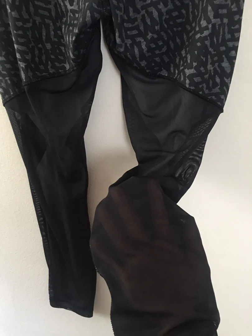Mesh Legging Size 6 - Image 5