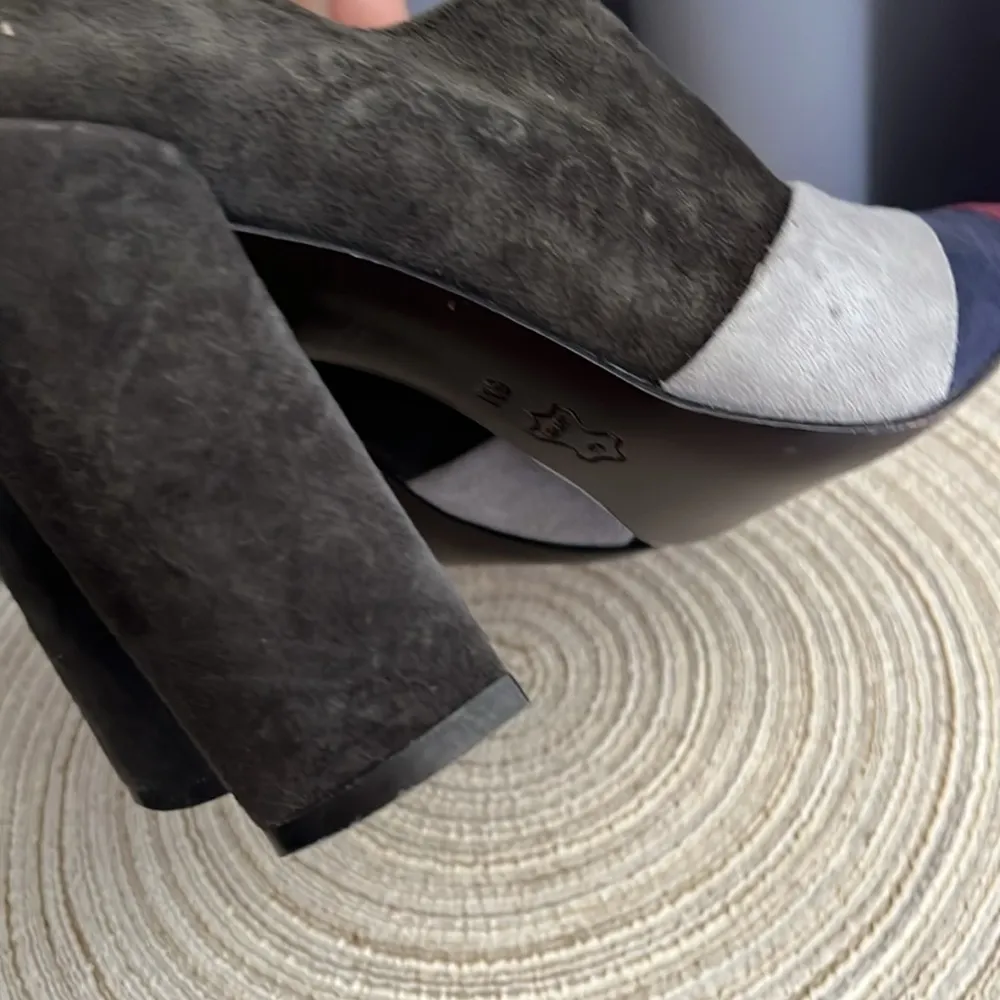 Tory‎ Burch Suede leather colorblock pattern pumps heels sz 6 - Image 10