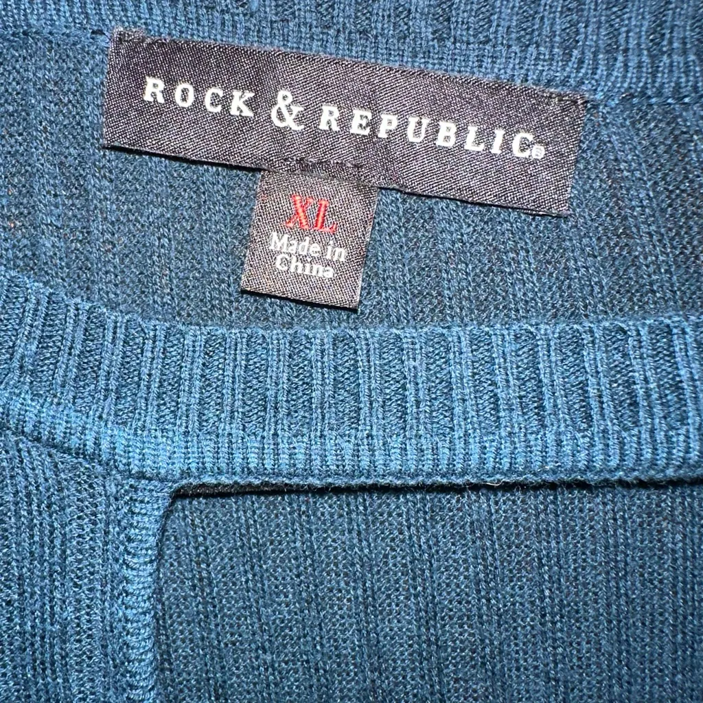 Rock & Republic Ombré Keyhole Studded Long Sleeve High Low Blue XL Sweater - Image 4
