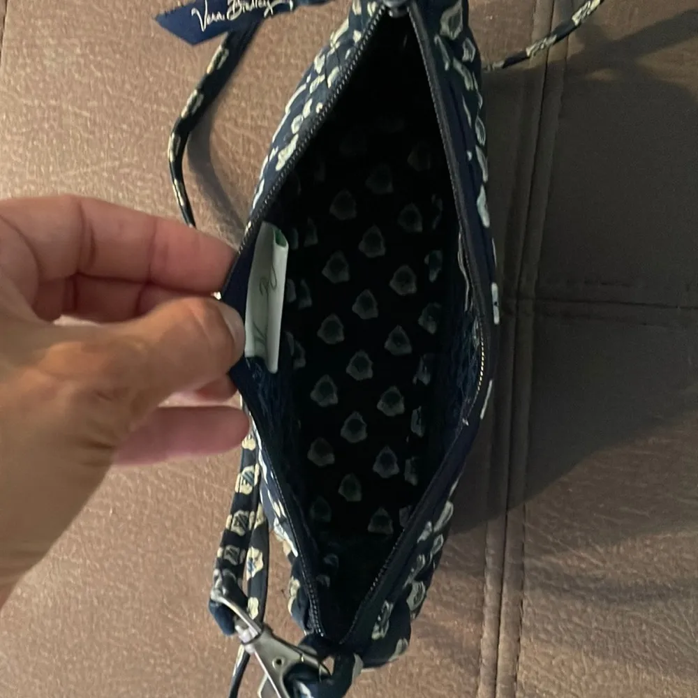 VERA BRADLEY Blue & White Mini Purse - Image 9