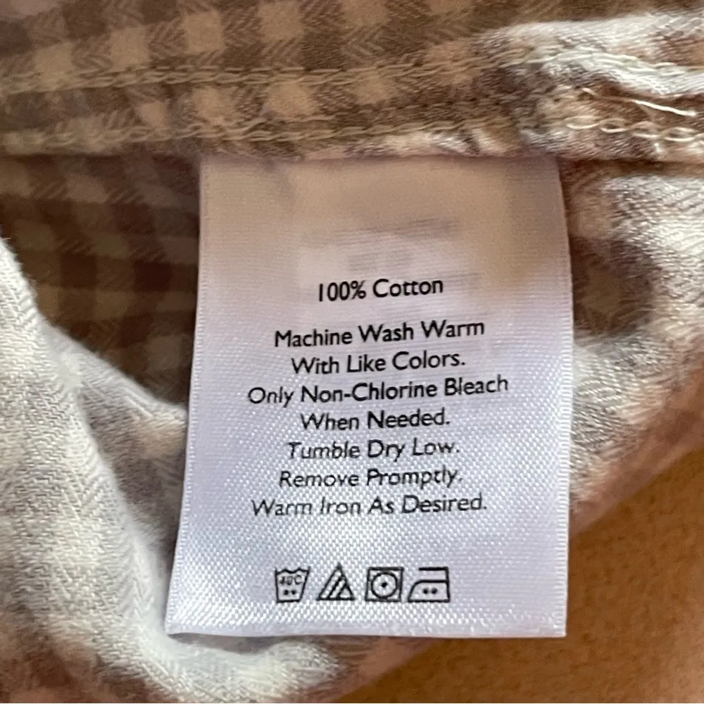 Eddie Bauer  Women’s Gray White Check Long Sleeve Button Front Shirt, Size Small - Image 8