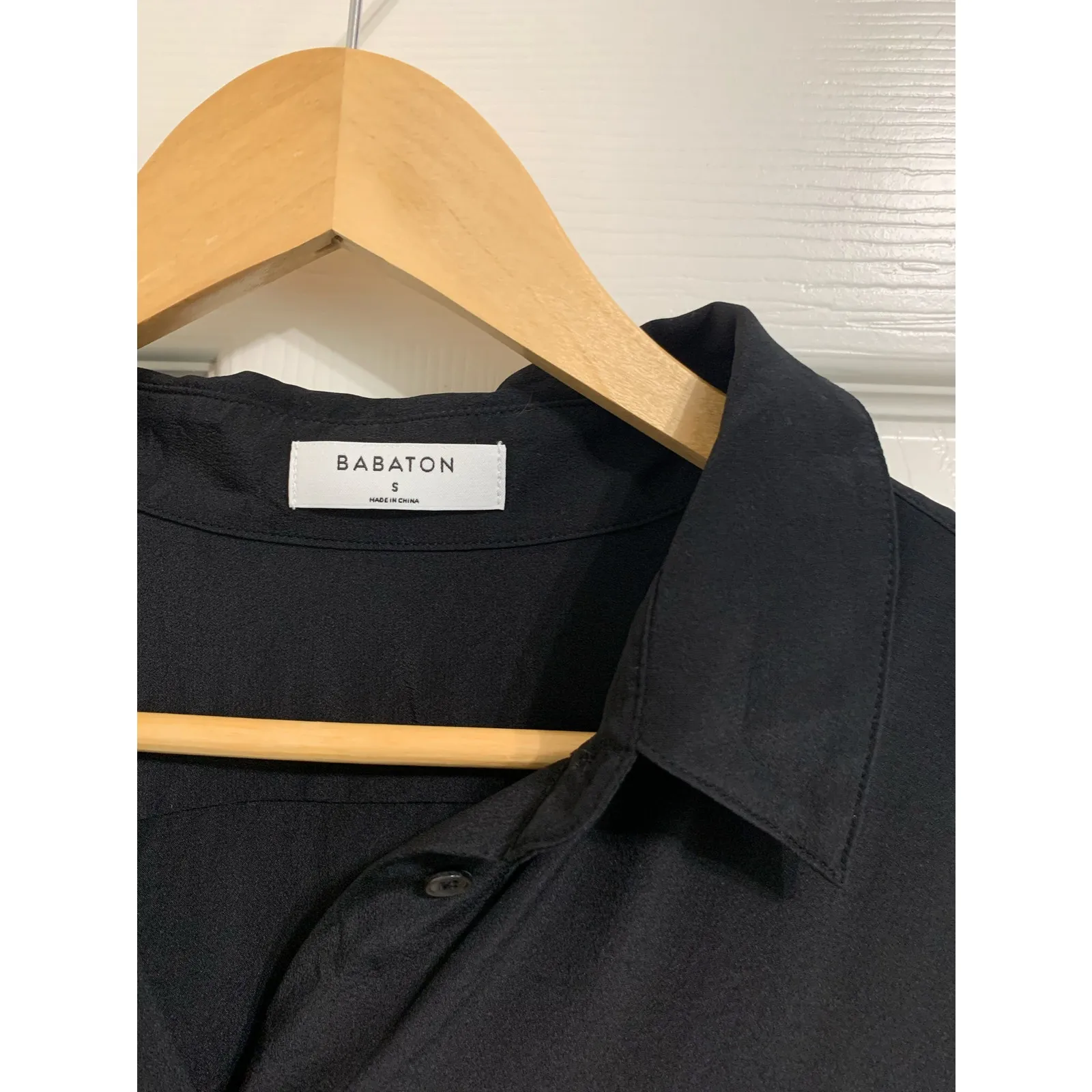 Aritzia Babaton Academy silk button up blouse in black size Small #92287 $148 - Image 3