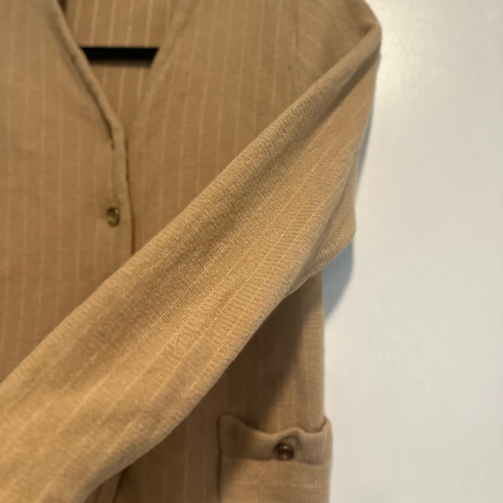 Vintage 40s Womens Dalton Turners Virgin Cashmere Brass Button Cardigan Sweater. Tan Size XS - Image 7