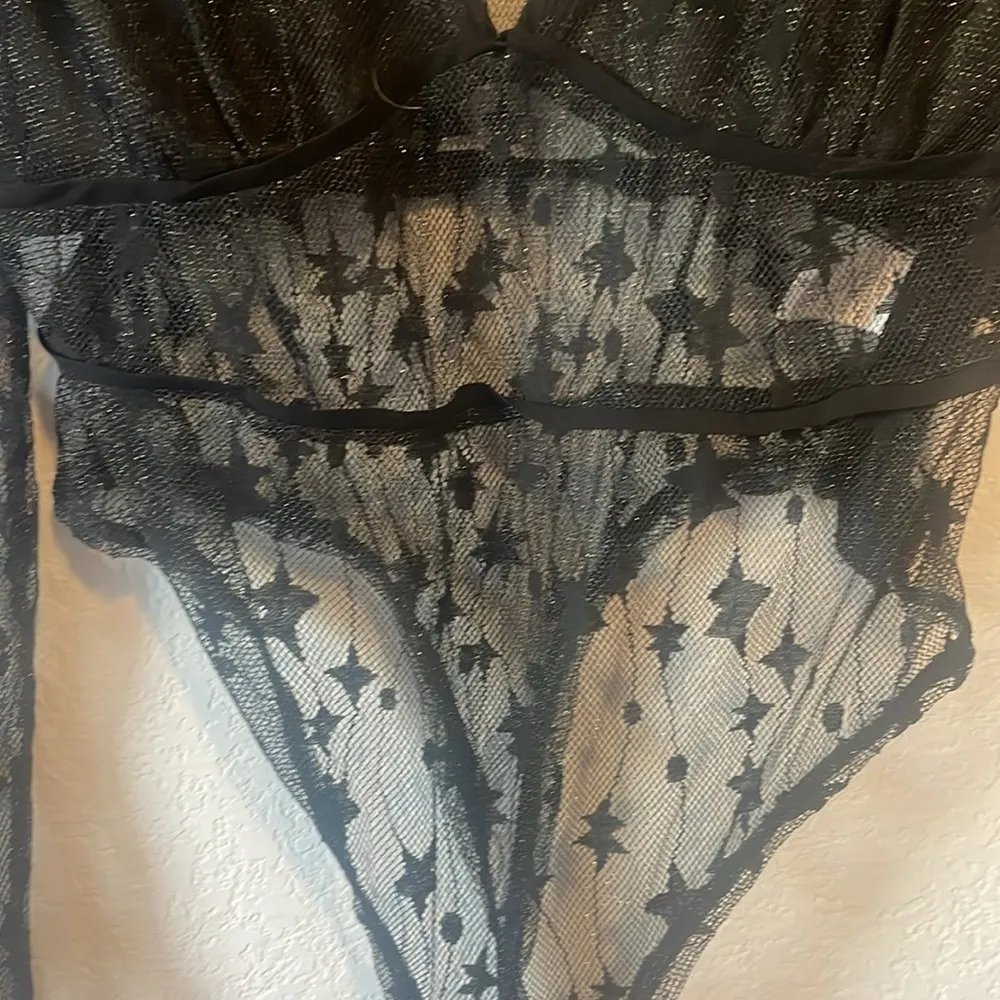 Le Lis black sheer long sleeve bodysuit Medium - Image 4