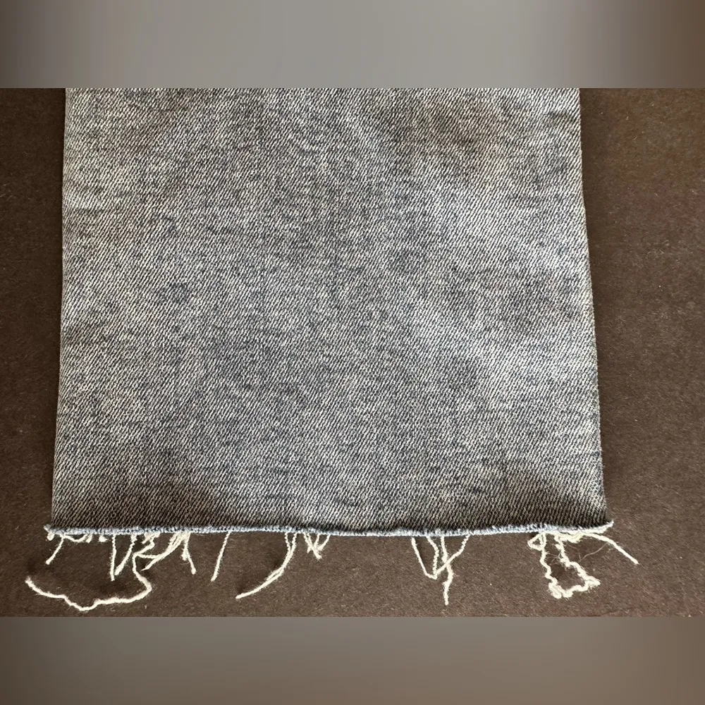 Vigoss (24) Hige Rise NWT Stevie Straight Crop, Raw Hem, light wash - Image 7