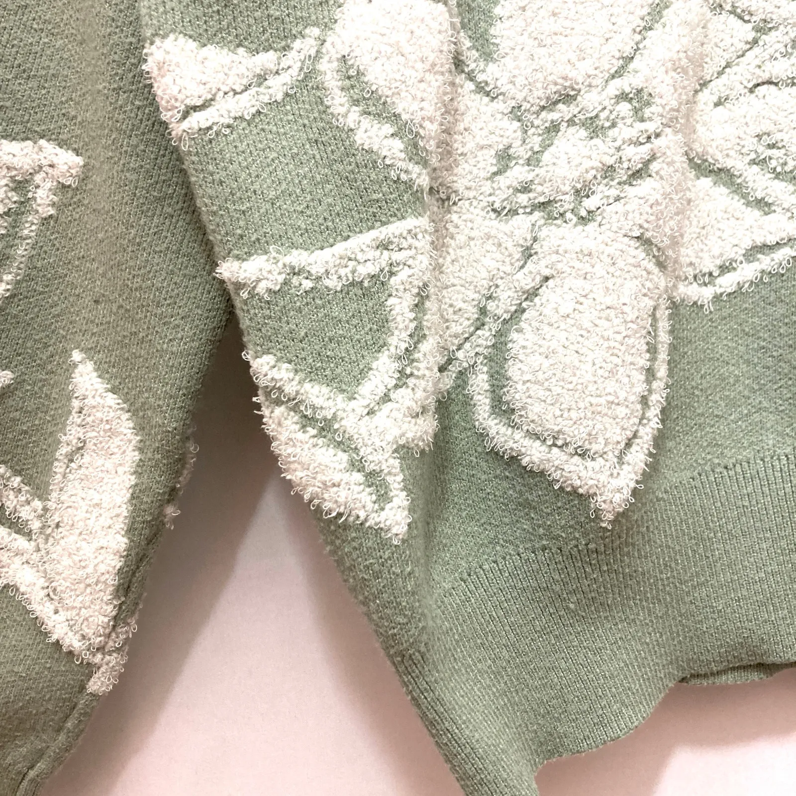 Nicole Miller Cozy Knit Green White Floral Print Patterned Jumper Sweater - Image 4