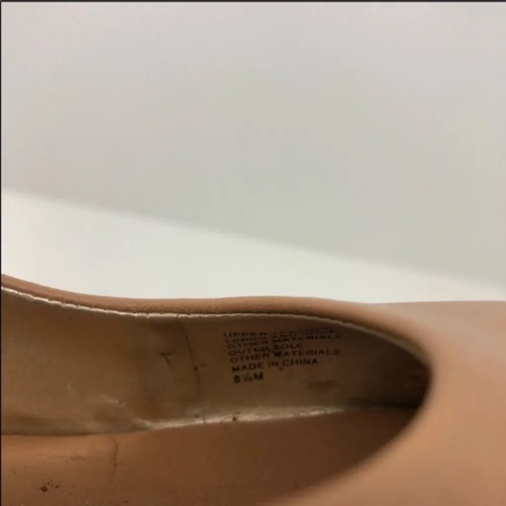 Banana republic brown leather blocked heel shoe - Image 4