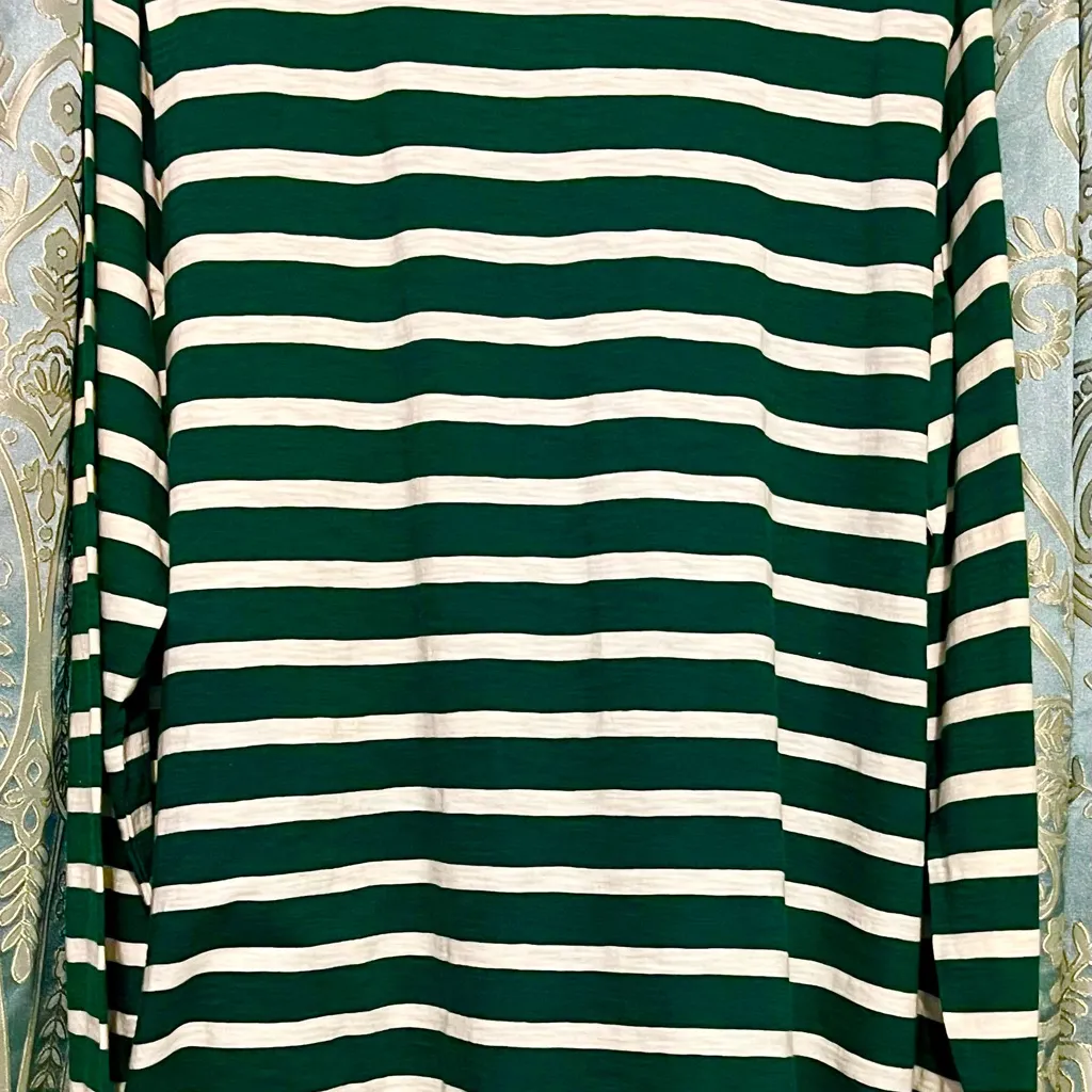 Green & White Striped Long Sleeved T-shirt SZ2XL Old Navy Christmas Comfort - Image 6