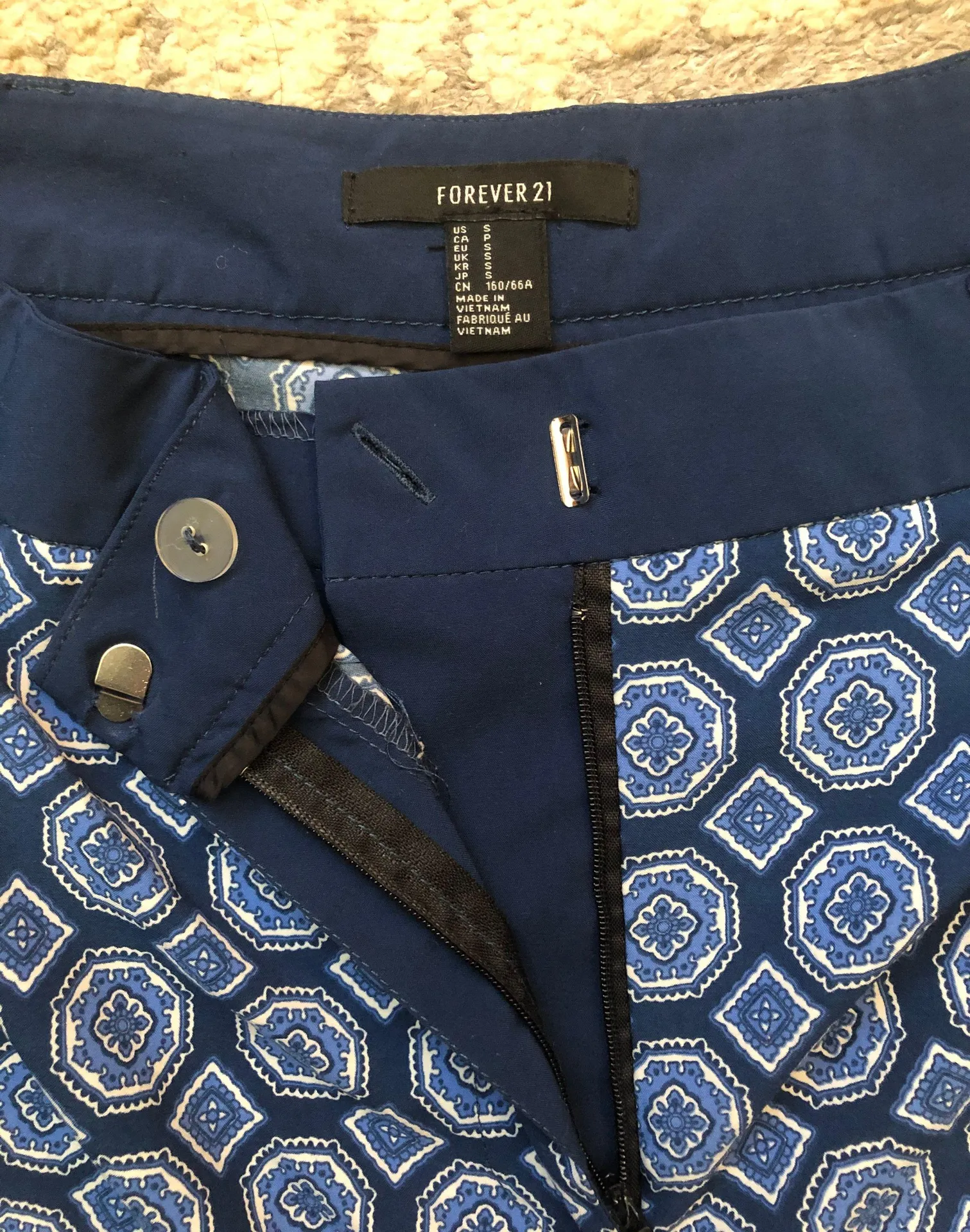 Blue Patterned Shorts - Image 5
