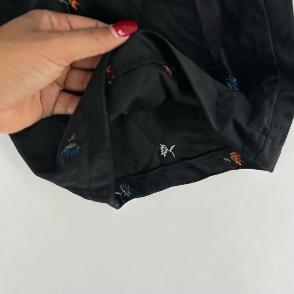 Black Plush Velvet Floral‎ Embroidered Pleated Front High Rise Wide Leg Pants - Image 8