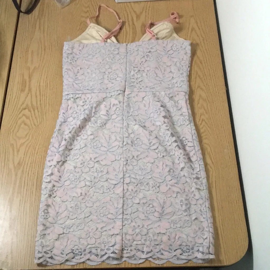 Women’s By The Way Deep V Plunge Lacey Dress Pink Lavender Beige Size Small - Image 6