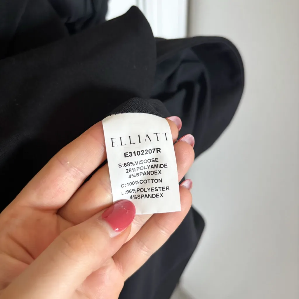 Elliatt Zanzibar Dress Off the Shoulder - Image 6