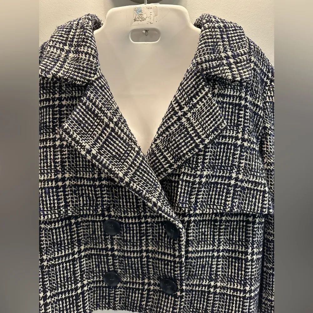 Formula Joven women’s Blue and black tweed cropped blazer See Measurements Size undefined - Image 3